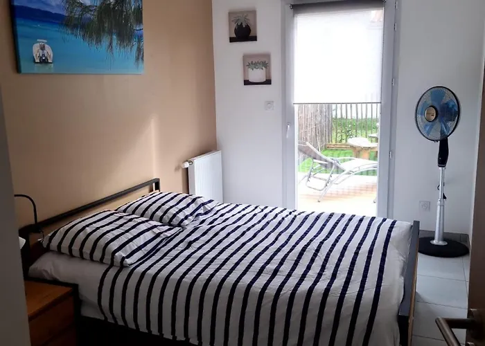 Charmante Maison Entre Et Foret Prázdninový dům *